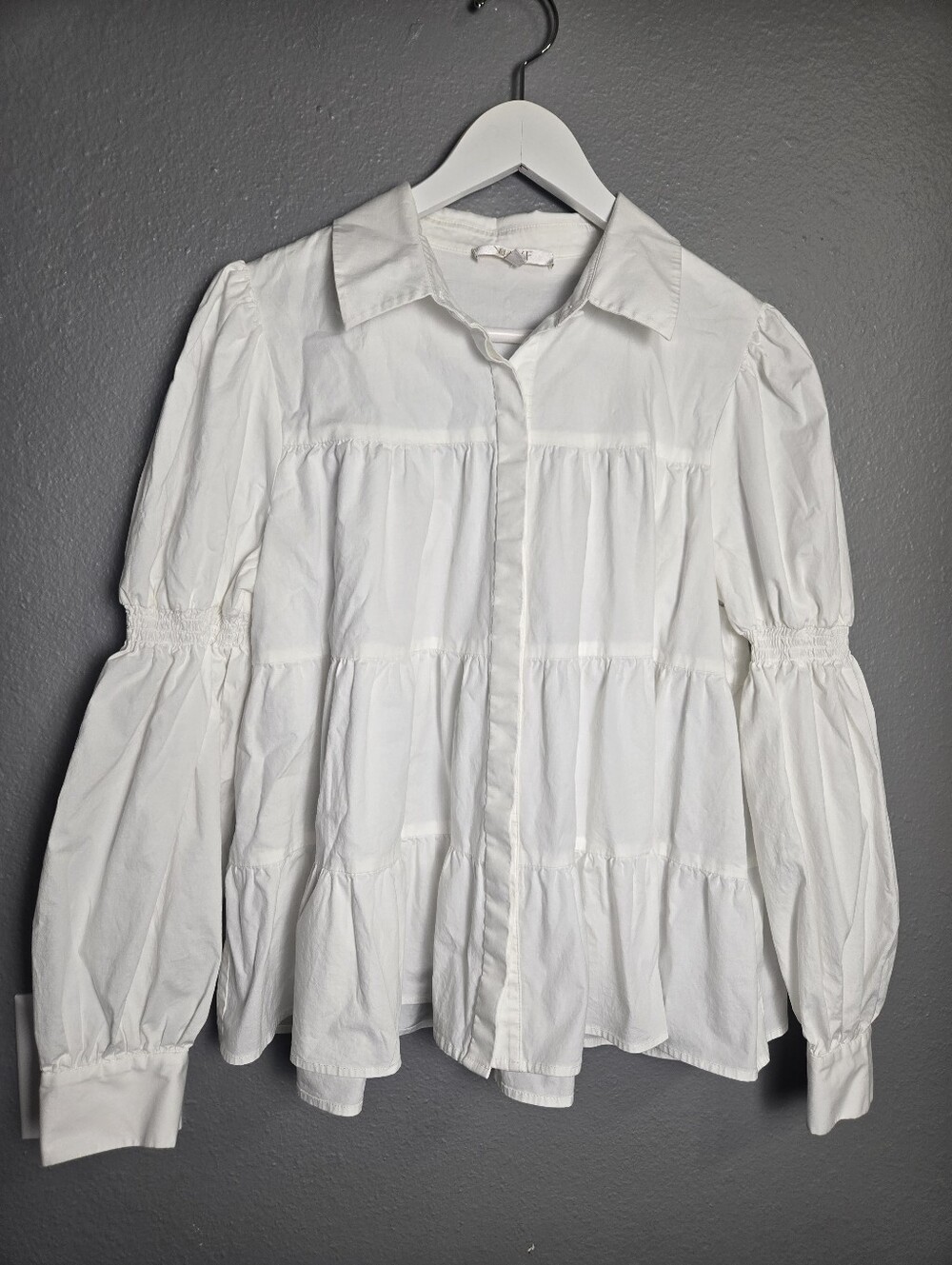 WAYF White Tiered Ruffle Blouse Size Medium - Picture 1 of 16